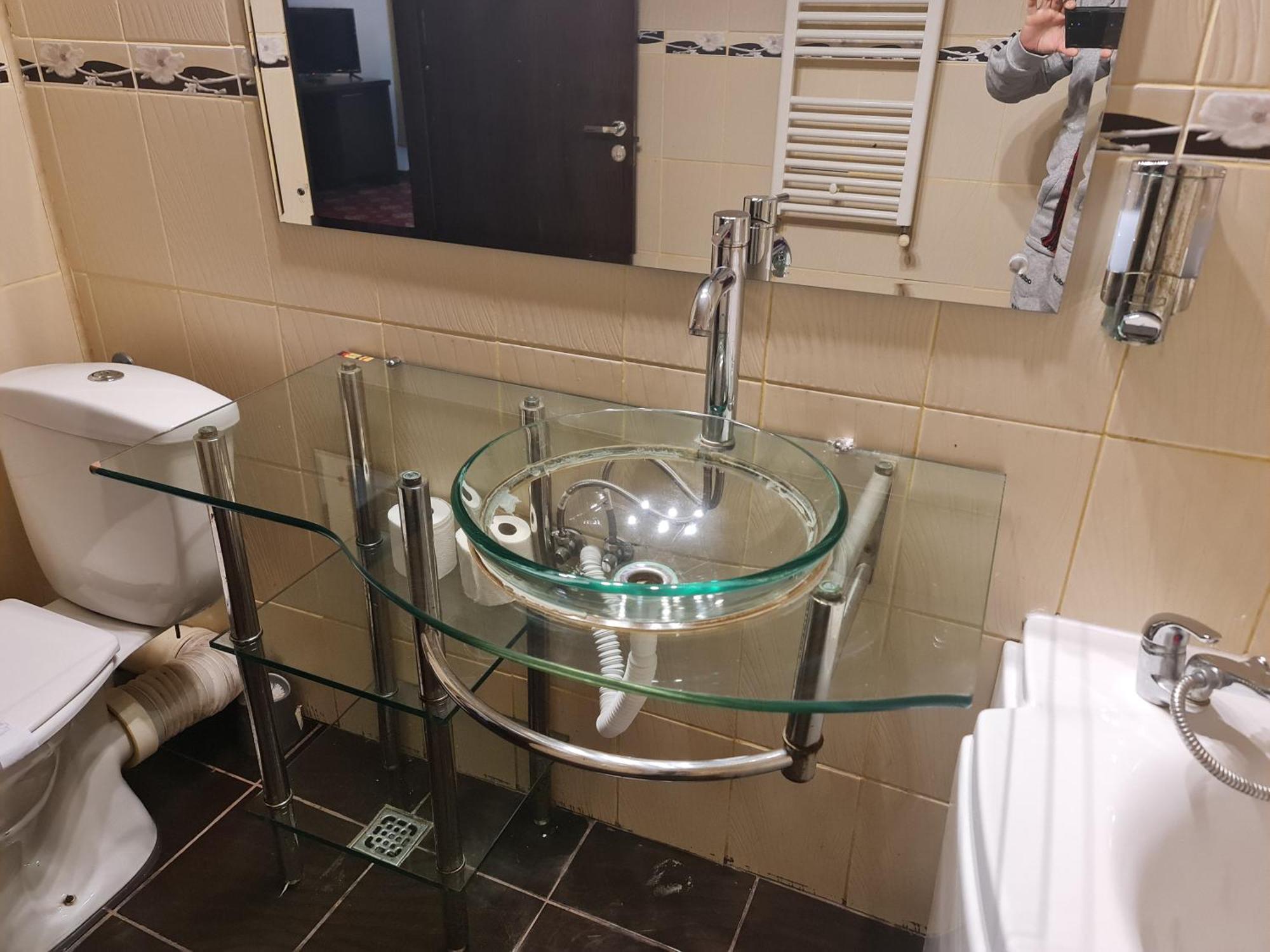 Hotel Magic Gt Trivale Питешти Экстерьер фото
