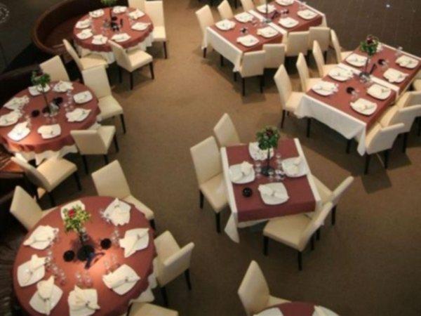 Hotel Magic Gt Trivale Питешти Экстерьер фото