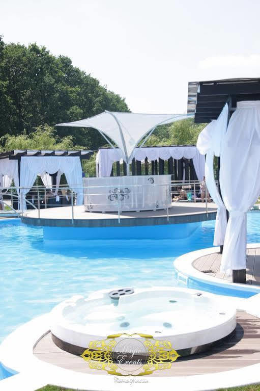 Hotel Magic Gt Trivale Питешти Экстерьер фото