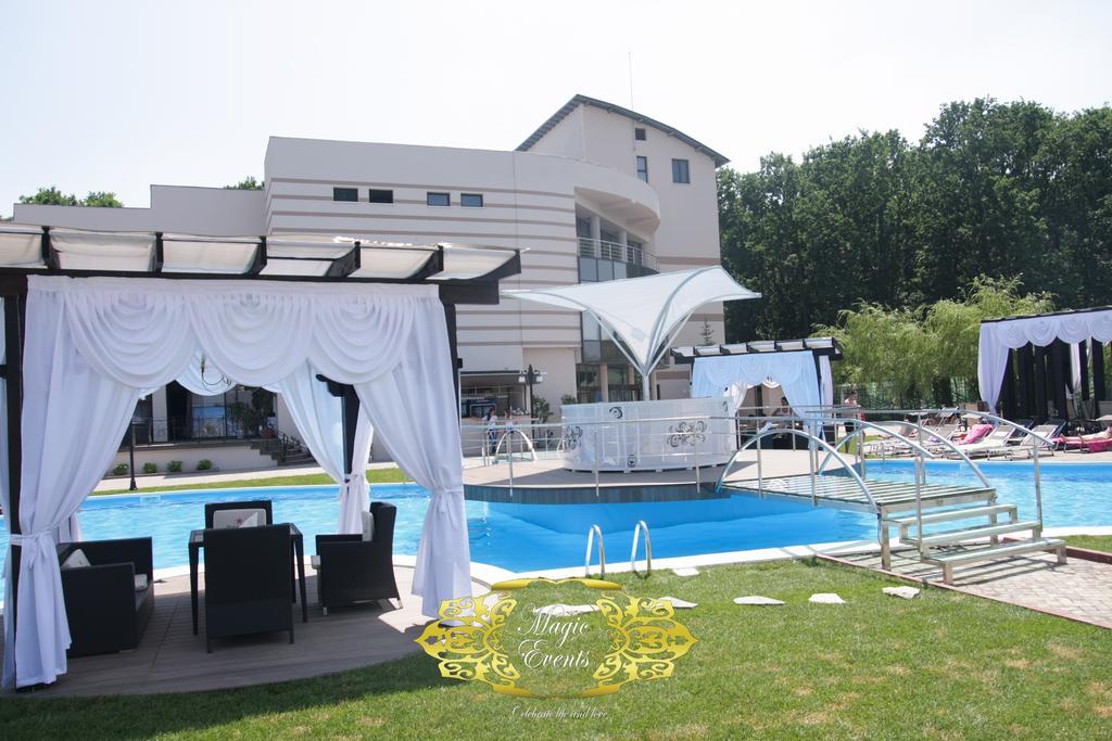 Hotel Magic Gt Trivale Питешти Экстерьер фото
